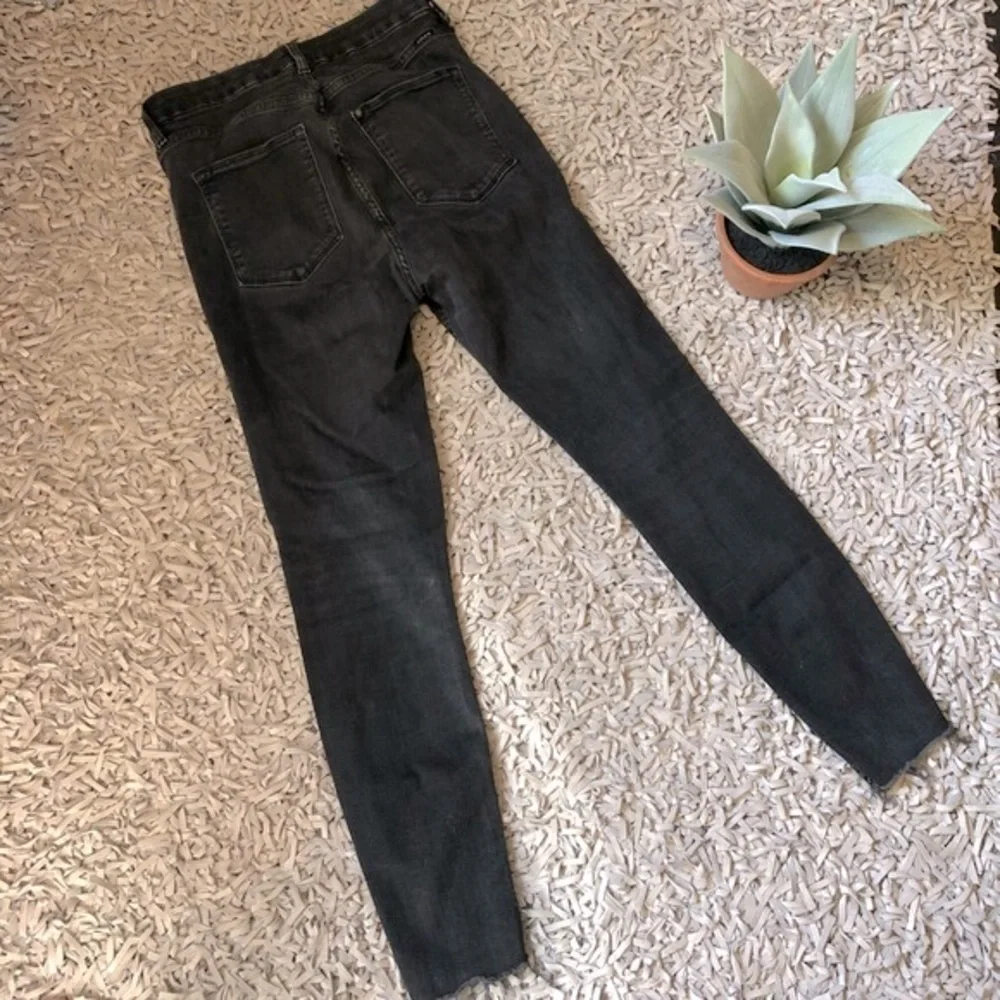 H&M Gray/Black High Rise Distress Skinny Ankle Jeans-Size 30 - Picture 8 of 11